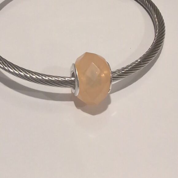 Silver Peach‎ Faceted Charm for Pandora Style Bracelet - Picture 1 of 4
